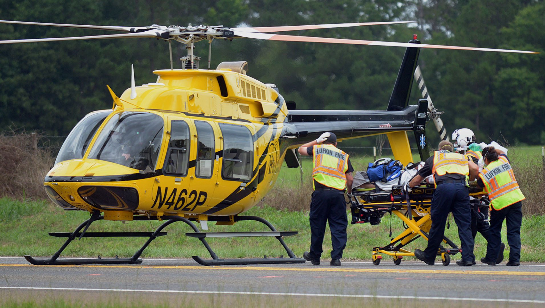 2-vehicle wreck